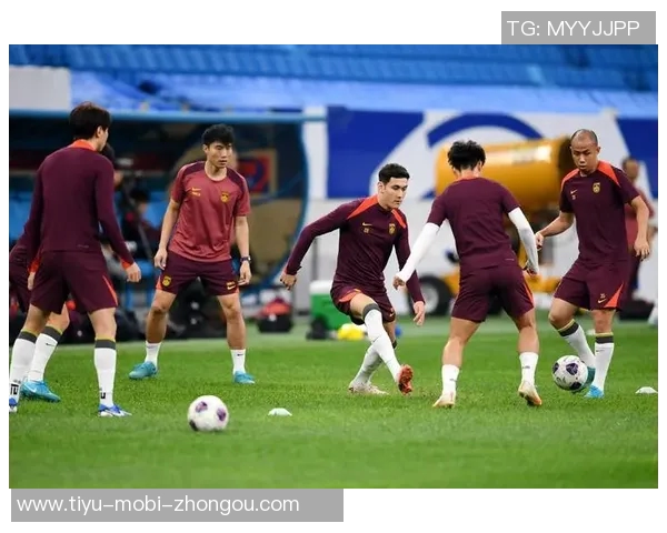 黄健翔深度分析国足青训现状对未来发展的重要性与影响 黄健翔深度分析国足青训现状对未来发展的重要性与影响