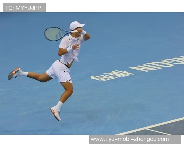 网球明星吴易昺现场助阵浙江队对决泰山队分享赵博精彩扑点瞬间 网球明星吴易昺现场助阵浙江队对决泰山队分享赵博精彩扑点瞬间