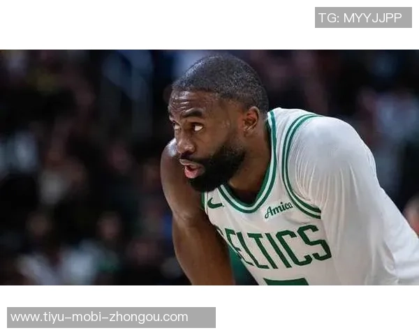 麦坎茨称赞杰伦布朗为后卫攻防一体最佳球员不谈文班与字母